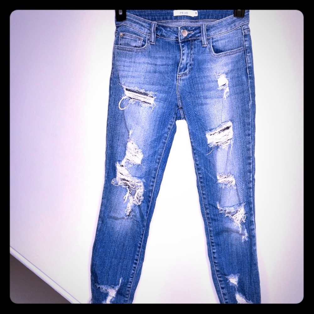 CELLO Raw HemIntentionally Distressed Skinny Jeans